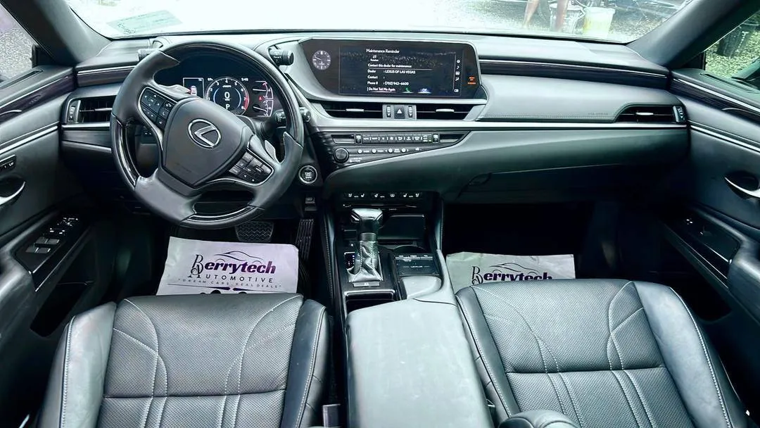 Lexus TX 350